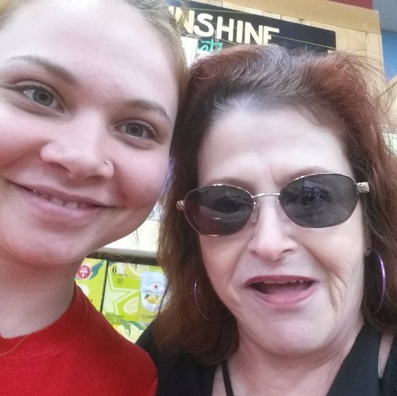 Meet your Posher, Faye,  I am on the right . - Picture 2 of 2